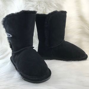 BearPaw Black Pull on Boots Women’s size 5